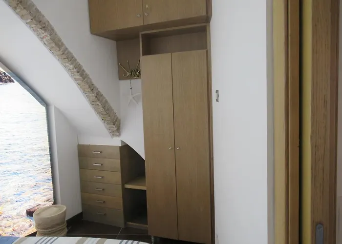 Alba Chiara Feriehus Aci Trezza