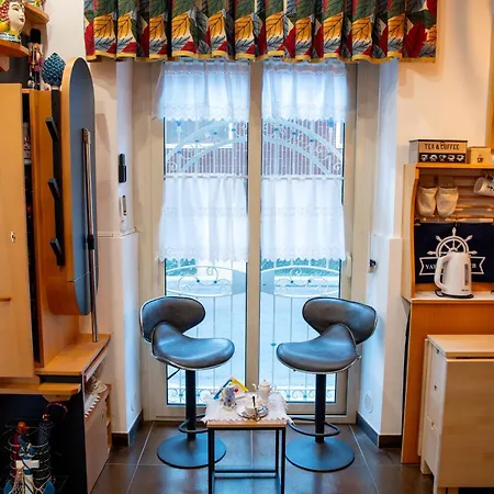 Alba Chiara אנלציט